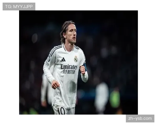 特写：38岁的莫德里奇替补登场，创欧冠最年长克罗地亚球员出场纪录